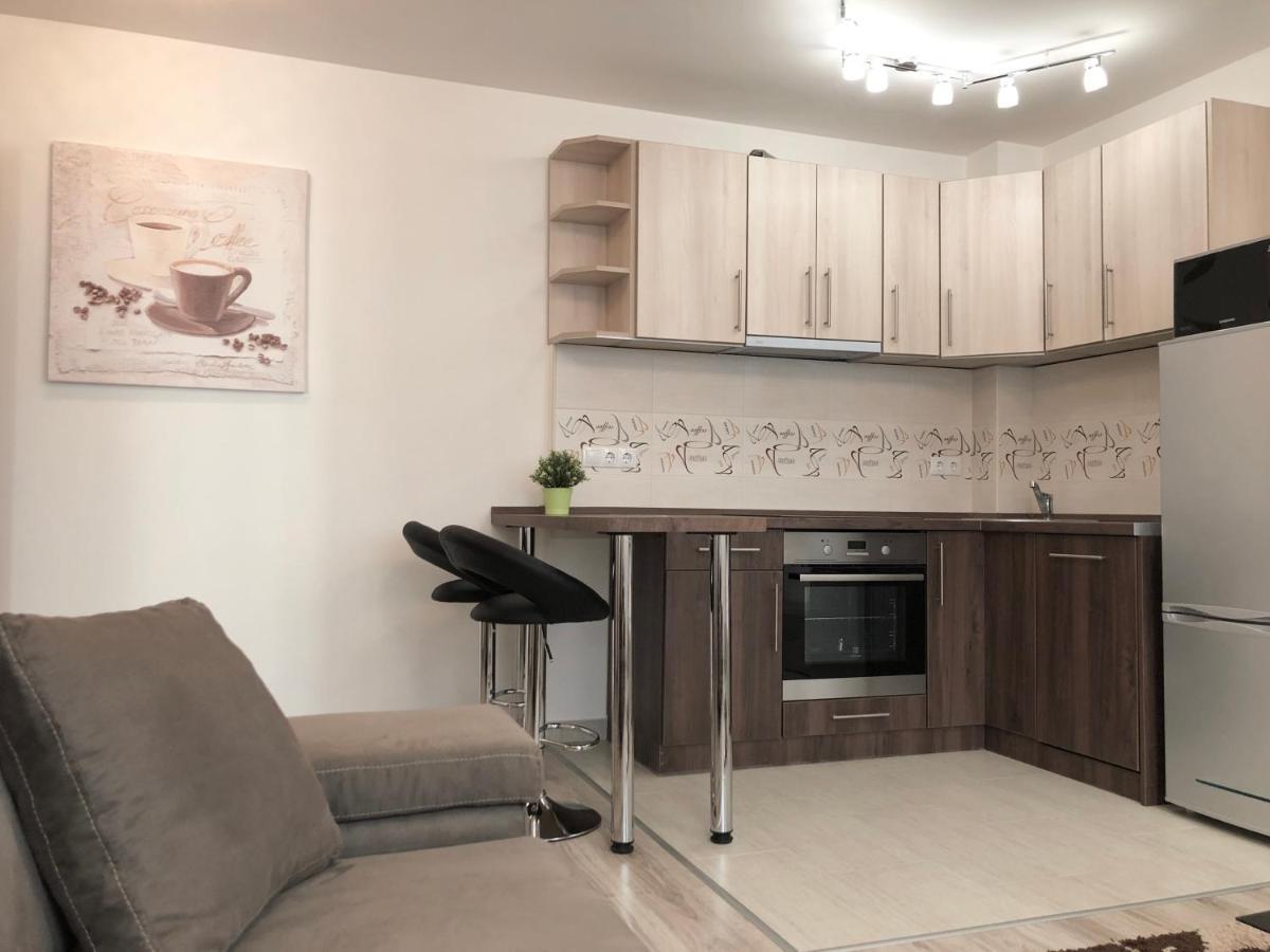 Exclusive Home - D. Apartman Печ Экстерьер фото